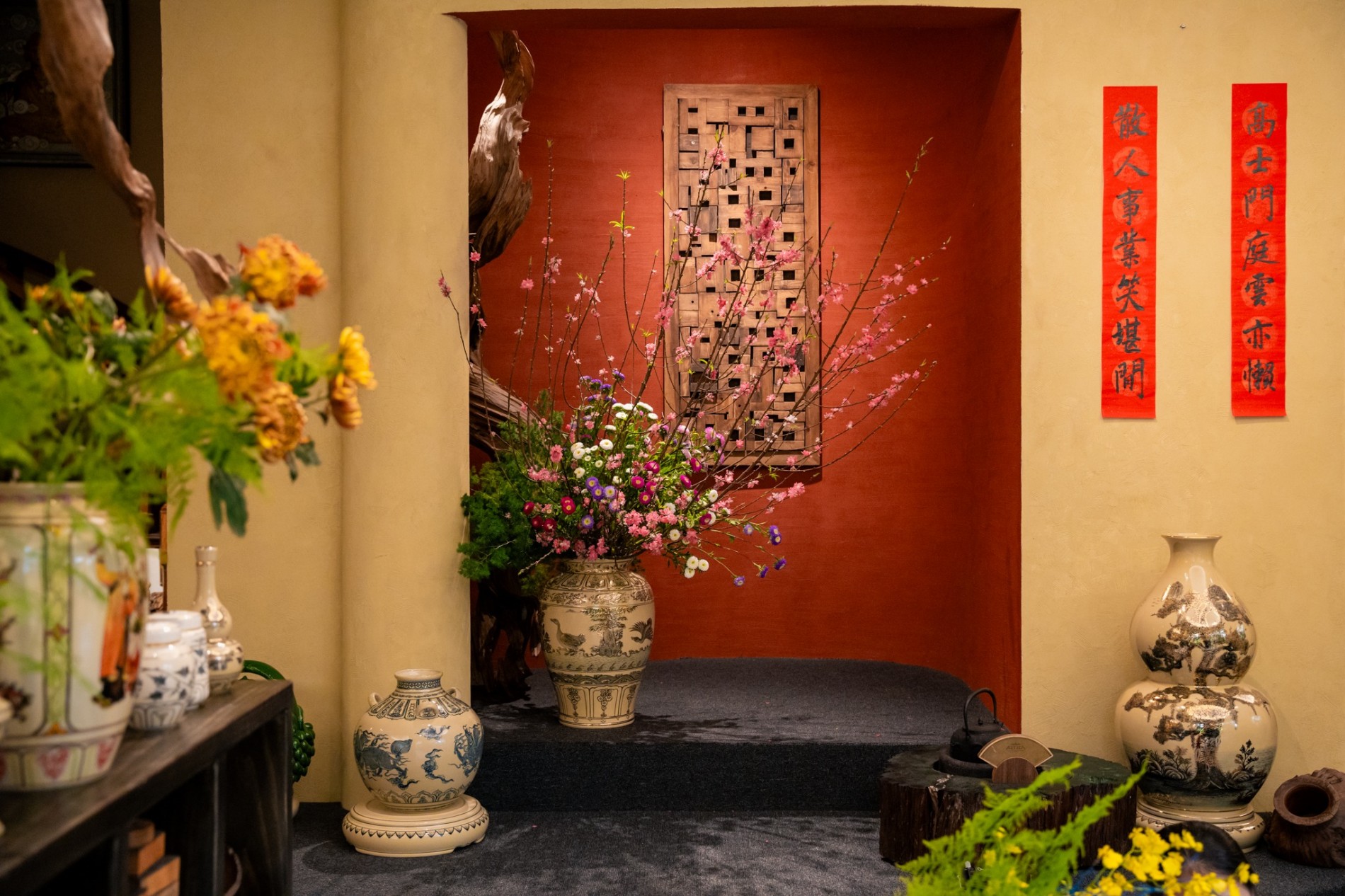 Gốm Chu Đậu và Ikebana hội ngộ trong triển lãm nghệ thuật “Hòa” Gốm Chu Đậu và Ikebana hội ngộ trong triển lãm nghệ thuật “Hòa”