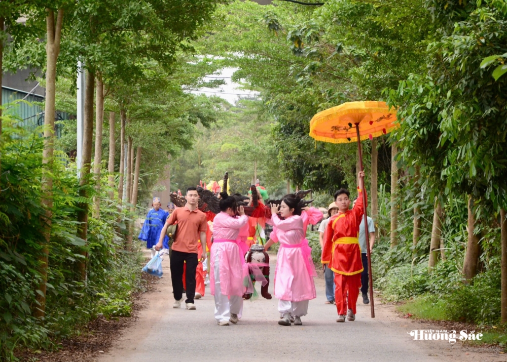 Khai hội xuân Đông Dư Thượng: Dòng chảy văn hóa từ cội nguồn Khai hội xuân Đông Dư Thượng: Dòng chảy văn hóa từ cội nguồn