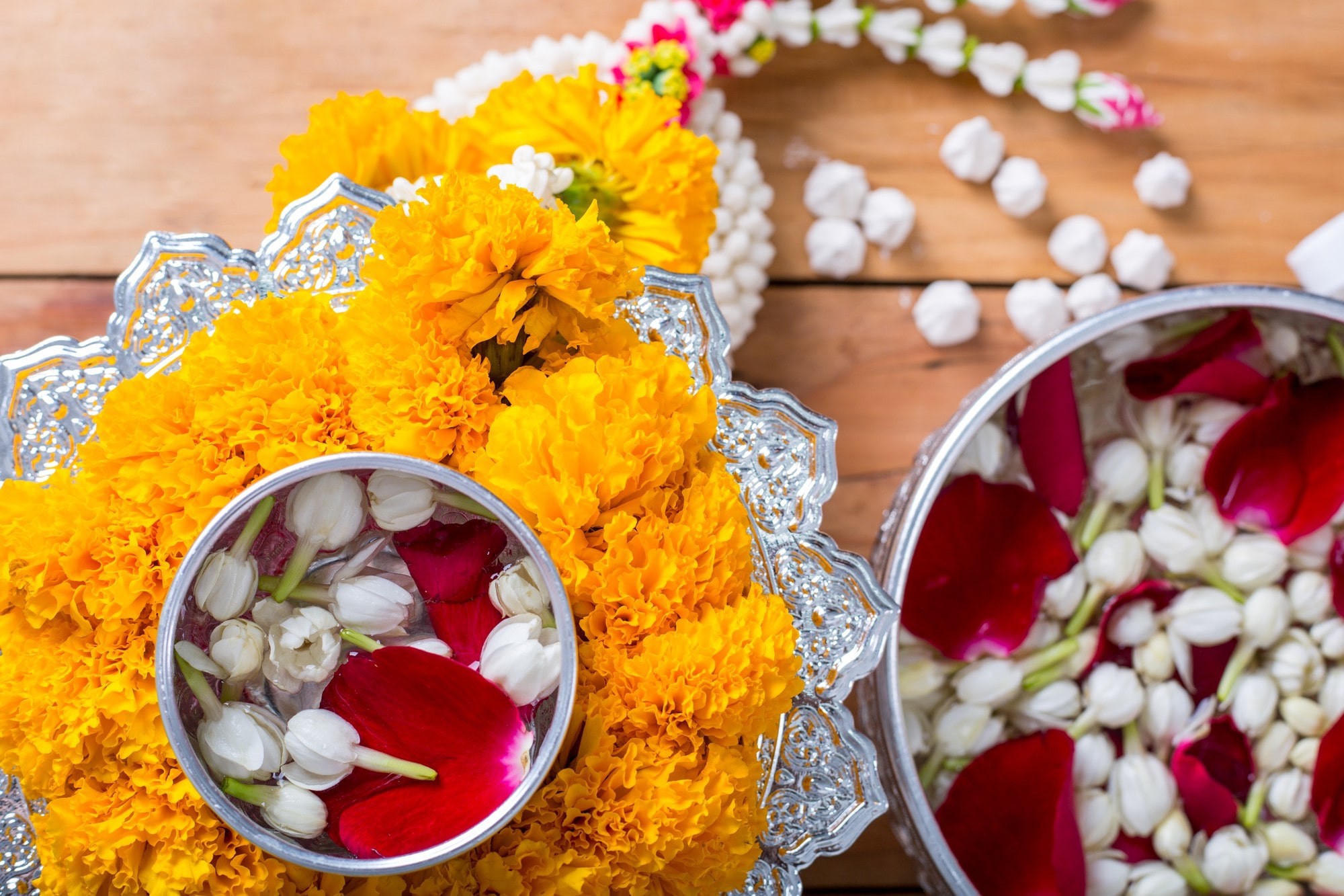Hoa nhài trong Phật giáo: Hương thơm của giới - định - tuệ Hoa nhài trong Phật giáo: Hương thơm của giới - định - tuệ