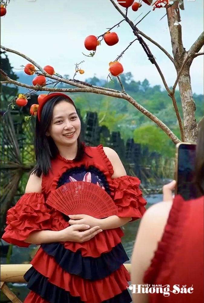 Cọn nước Nà Khương: Bản hòa ca của núi rừng và dòng chảy văn hóa Tây Bắc Cọn nước Nà Khương: Bản hòa ca của núi rừng và dòng chảy văn hóa Tây Bắc