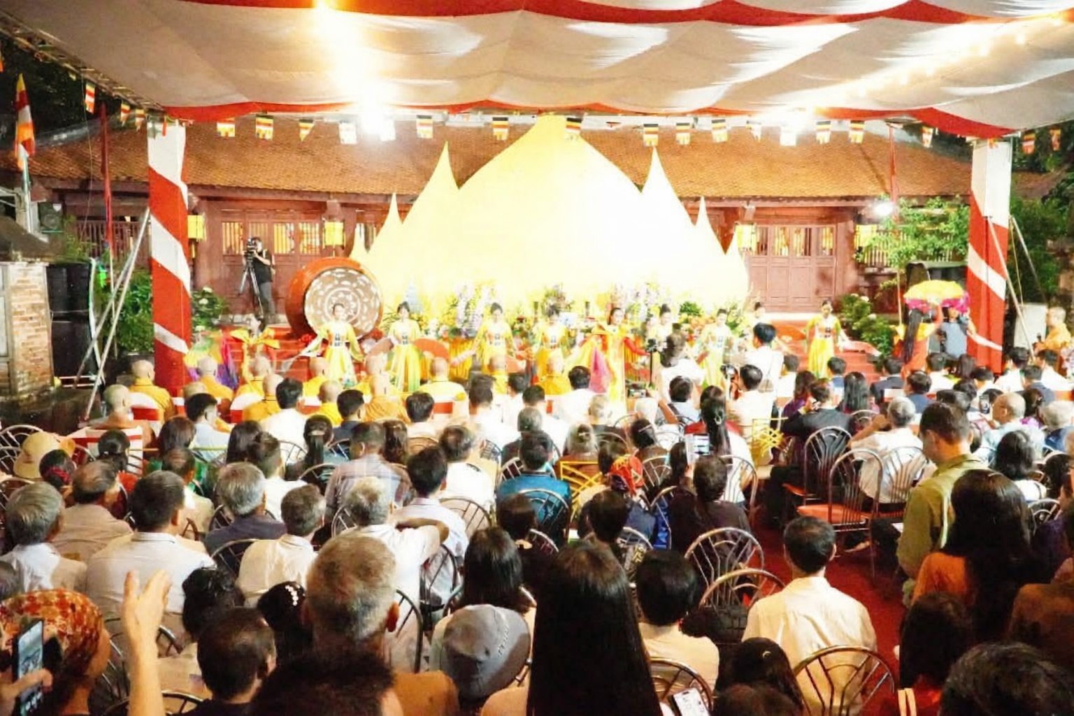 Khai hội truyền thống chùa Thanh Mai: Kết nối di sản, phát huy giá trị văn hóa tâm linh Khai hội truyền thống chùa Thanh Mai: Kết nối di sản, phát huy giá trị văn hóa tâm linh