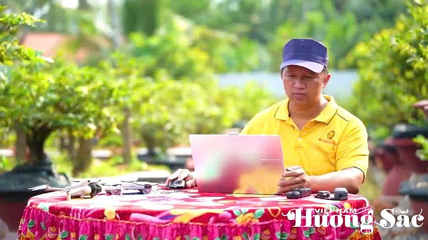 Anh Trần Hữu Thiết với vai trò là Chi hội trưởng Chi hội Mai vàng tỉnh Tây Ninh, thường xuyên trao đổi kỹ thuạt cùng các đồng nghiệp trong Chi hội mai vanfgtinrh Tây Ninh Anh Trần Hữu Thiết với vai trò là Chi hội trưởng Chi hội Mai vàng tỉnh Tây Ninh, thường xuyên trao đổi kỹ thuạt cùng các đồng nghiệp trong Chi hội mai vanfgtinrh Tây Ninh