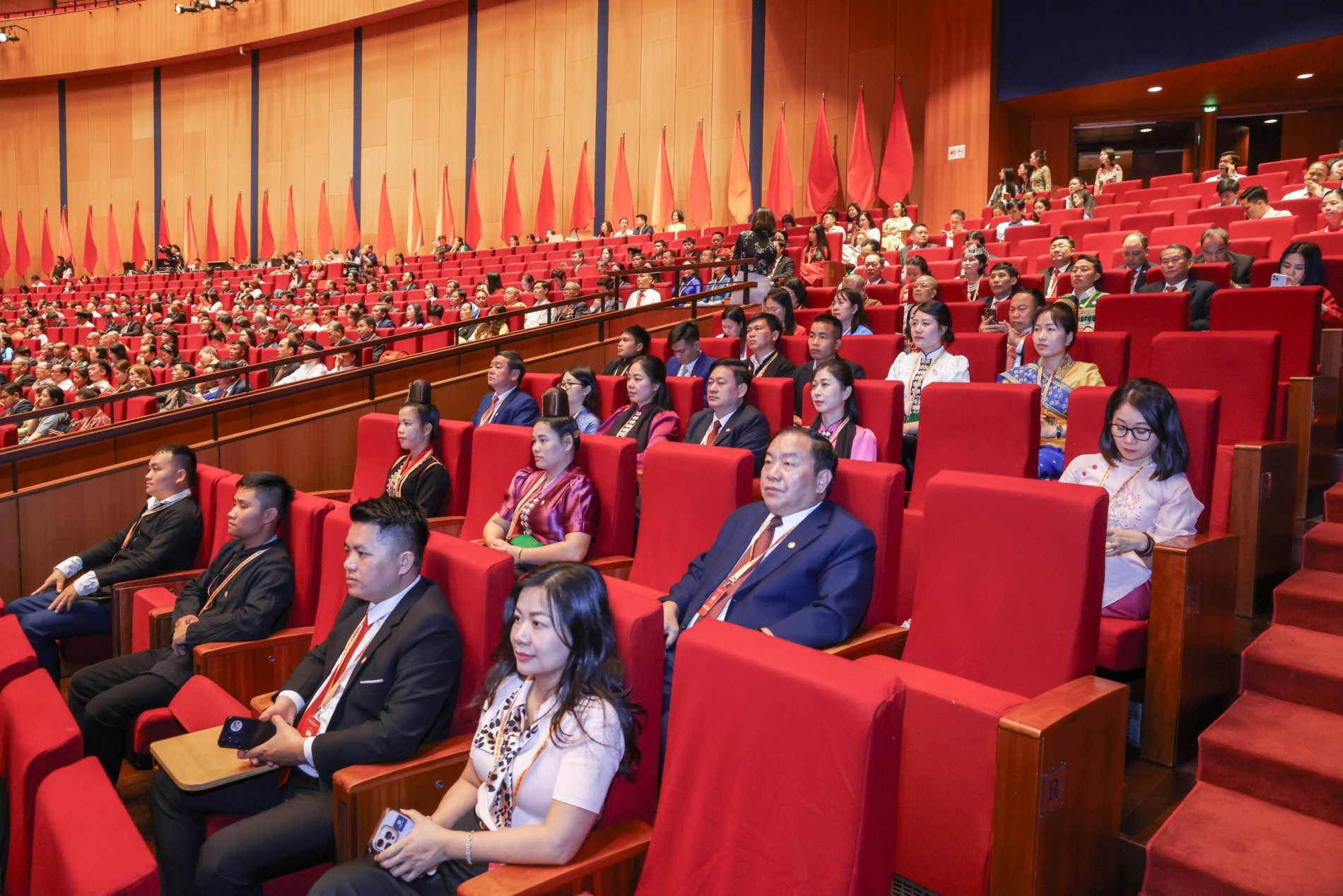 Mặt trận Tổ quốc Việt Nam bước vào nhiệm kỳ mới với tầm vóc và kỳ vọng mới Mặt trận Tổ quốc Việt Nam bước vào nhiệm kỳ mới với tầm vóc và kỳ vọng mới