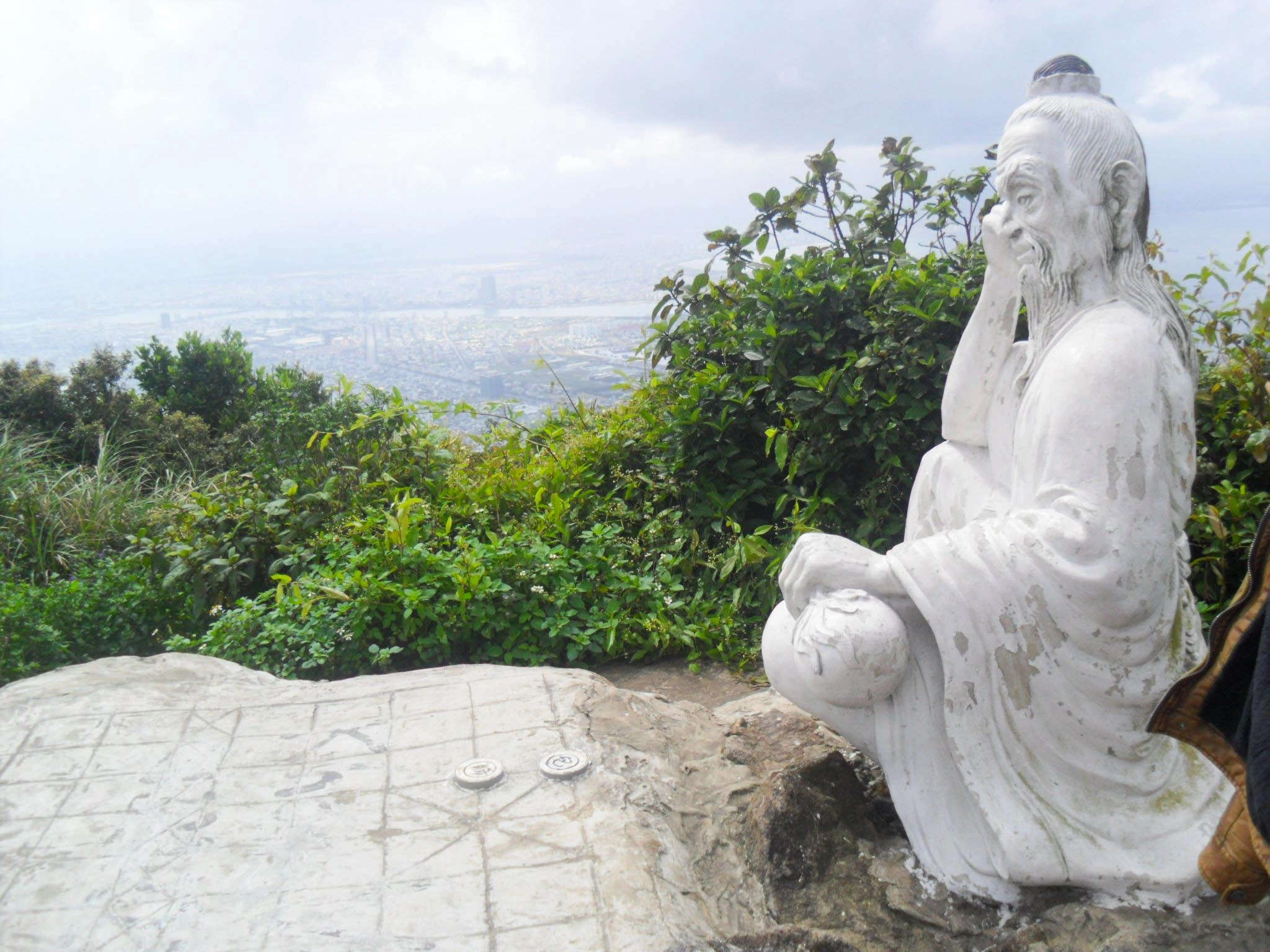 Đỉnh Bàn Cờ sắp thành “tọa độ nghỉ dưỡng thượng lưu” mới của Đà Nẵng Đỉnh Bàn Cờ sắp thành “tọa độ nghỉ dưỡng thượng lưu” mới của Đà Nẵng