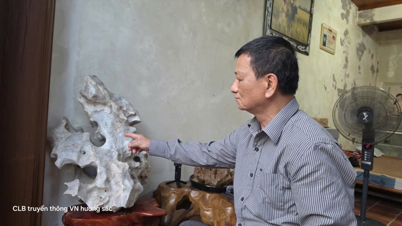 Khám phá 5 tác phẩm đá Suiseki thiên tạo hiếm có tại Ninh Bình Khám phá 5 tác phẩm đá Suiseki thiên tạo hiếm có tại Ninh Bình