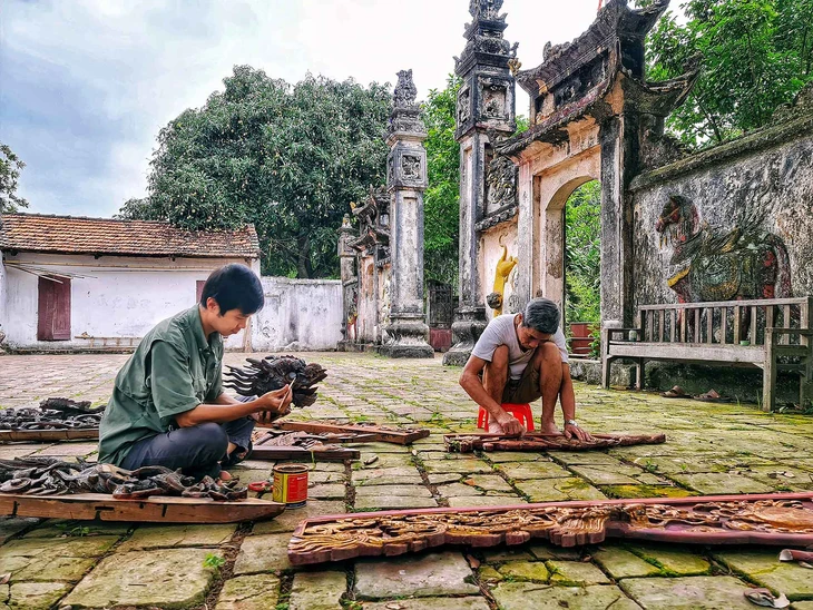 Phục sinh dòng tranh đã biến mất hàng chục năm: Kỳ tích từ một người yêu di sản Phục sinh dòng tranh đã biến mất hàng chục năm: Kỳ tích từ một người yêu di sản