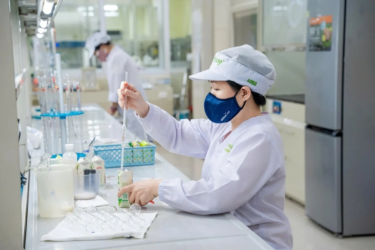 Hệ thống Real-time PCR và cuộc cách mạng rút ngắn 50% thời gian tạo giống đậu nàn