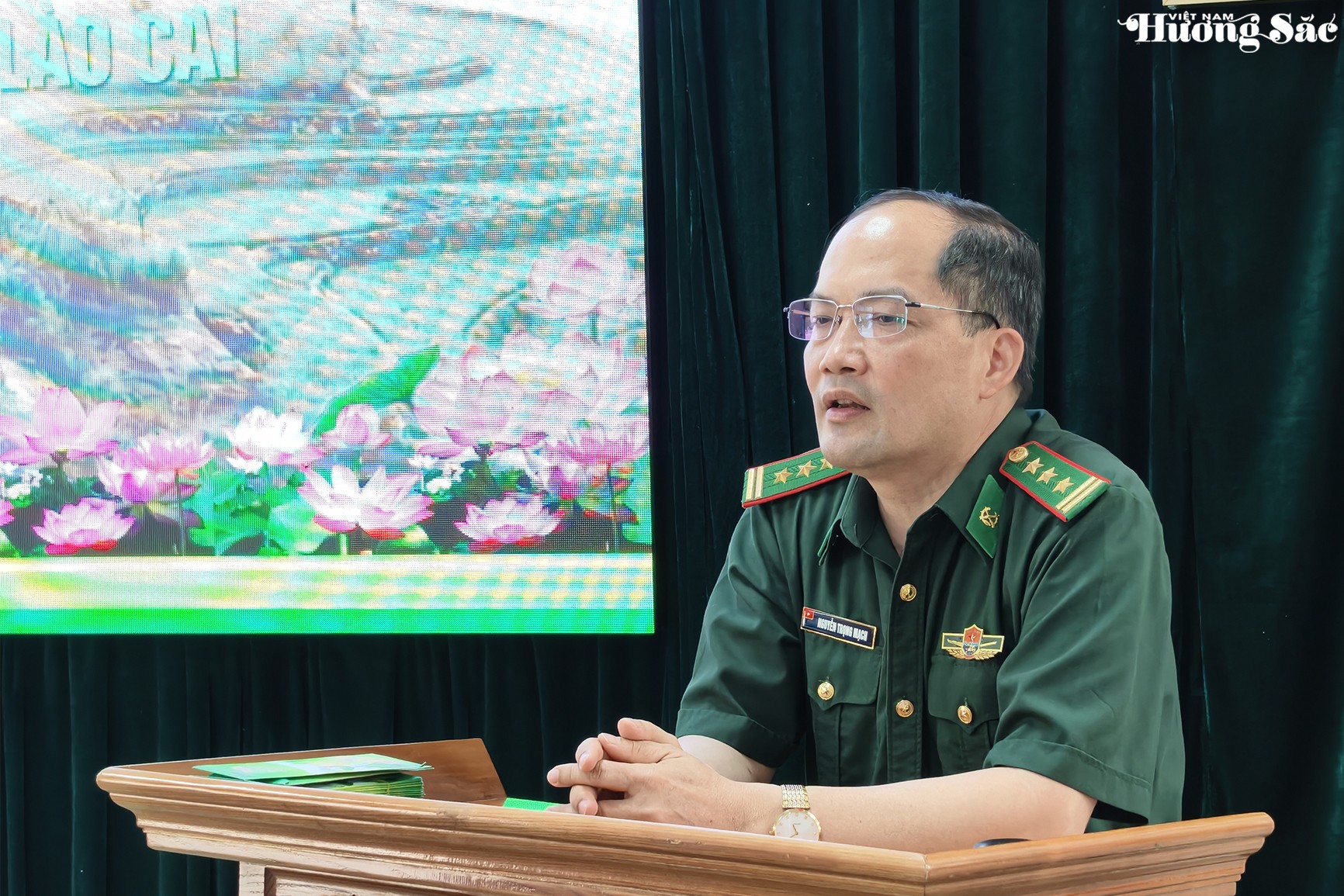 Giữa Y Tý đại ngàn: Ấm áp nghĩa tình biên cương Giữa Y Tý đại ngàn: Ấm áp nghĩa tình biên cương