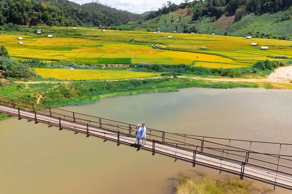 Khung cảnh như tranh ở Kon Tu Rằng hút khách đến Măng Đen