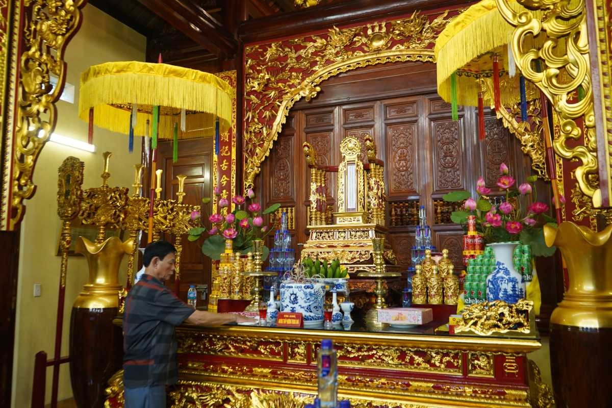 Ngắm cây gạo, cây bồ đề hơn 300 tuổi ở đình làng cổ Hải Phòng Ngắm cây gạo, cây bồ đề hơn 300 tuổi ở đình làng cổ Hải Phòng