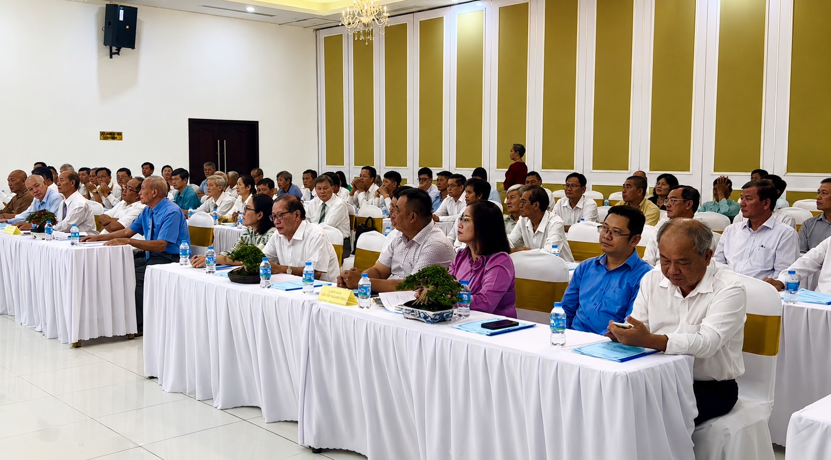 Hội Sinh vật cảnh tỉnh Vĩnh Long tổ chức Đại hội Đại biểu lần thứ I, nhiệm kỳ 2026 - 2031 Hội Sinh vật cảnh tỉnh Vĩnh Long tổ chức Đại hội Đại biểu lần thứ I, nhiệm kỳ 2026 - 2031