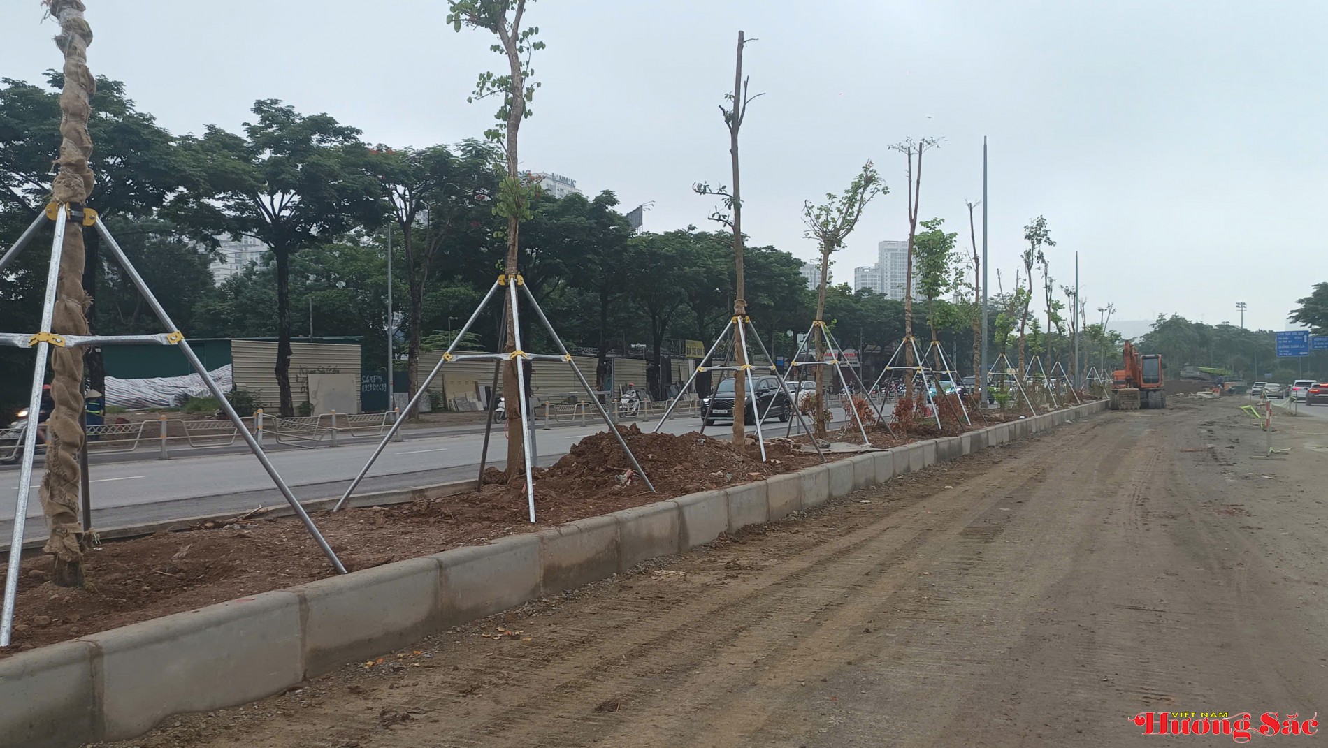 Nhiều hạng mục trên đường Võ Chí Công hoàn thành, giảm áp lực giao thông