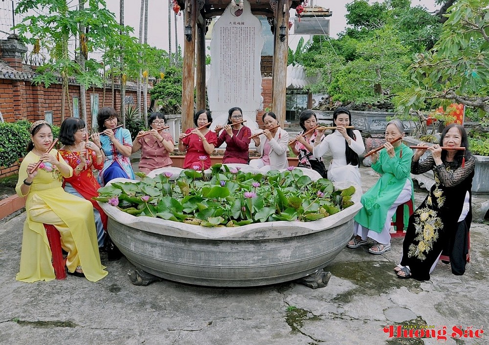 Bản hòa âm miên viễn của Cây – Đá – Gốm – Gỗ giữa lòng di sản Ngọc Minh Bản hòa âm miên viễn của Cây – Đá – Gốm – Gỗ giữa lòng di sản Ngọc Minh
