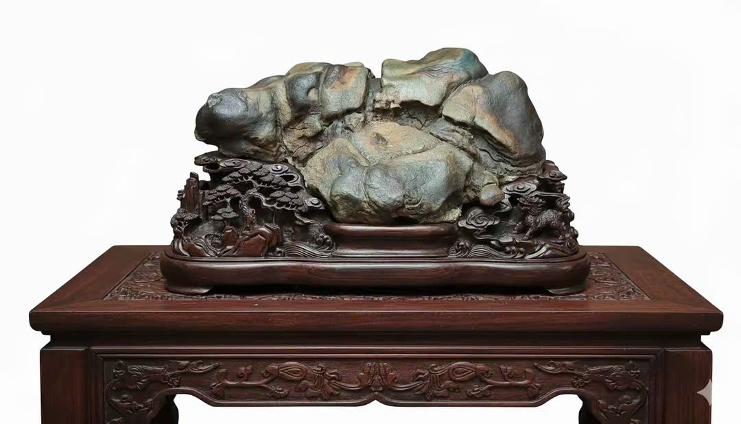 Suiseki: Bộ môn nghệ thuật không do con người tạo ra và những triết lý nhân sinh sâu sắc Suiseki: Bộ môn nghệ thuật không do con người tạo ra và những triết lý nhân sinh sâu sắc