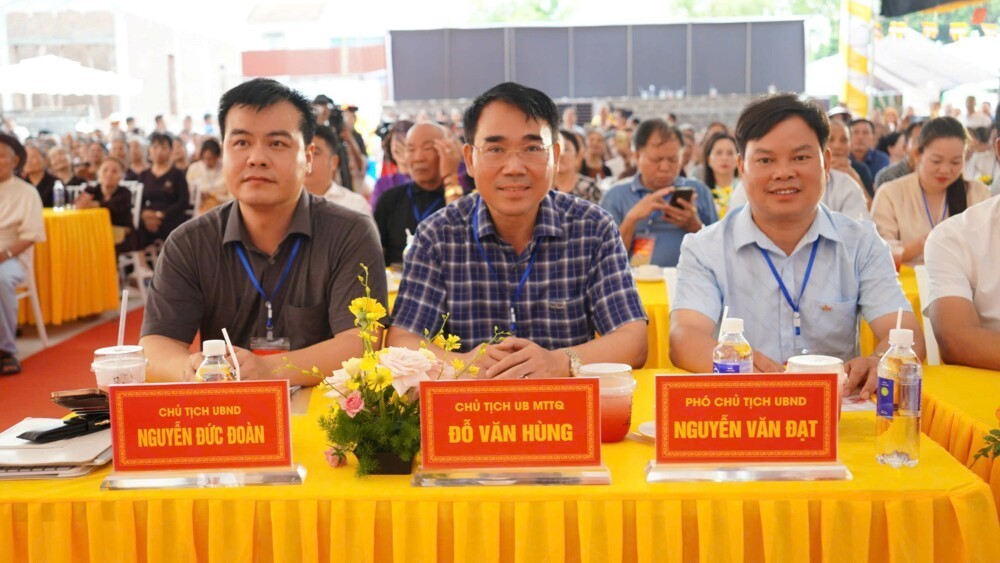 Khởi công xây dựng chùa Hưng Khánh: Dấu mốc mới trong gìn giữ văn hóa tâm linh quê hương Việt Tiến Khởi công xây dựng chùa Hưng Khánh: Dấu mốc mới trong gìn giữ văn hóa tâm linh quê hương Việt Tiến