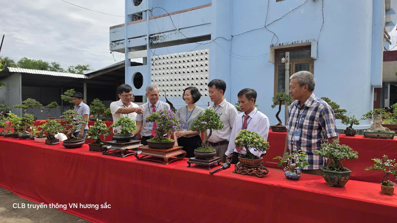 Đại hội Hội Sinh vật cảnh xã Hòa Thịnh, tỉnh Đắk Lắk - Dấu mốc mở ra hành trình mới vì một miền quê xanh đẹp Đại hội Hội Sinh vật cảnh xã Hòa Thịnh, tỉnh Đắk Lắk - Dấu mốc mở ra hành trình mới vì một miền quê xanh đẹp