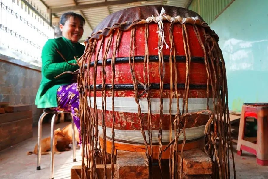 Ít ai biết Việt Nam có một làng nghề làm trống hơn 150 năm, xuất khẩu tới hơn 10 quốc gia Ít ai biết Việt Nam có một làng nghề làm trống hơn 150 năm, xuất khẩu tới hơn 10 quốc gia