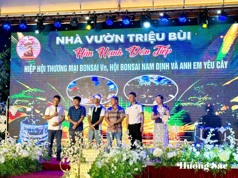 Hưng Yên: Hơn 200 người yêu cây cảnh hội ngộ, kết nối đam mê bonsai Hưng Yên: Hơn 200 người yêu cây cảnh hội ngộ, kết nối đam mê bonsai