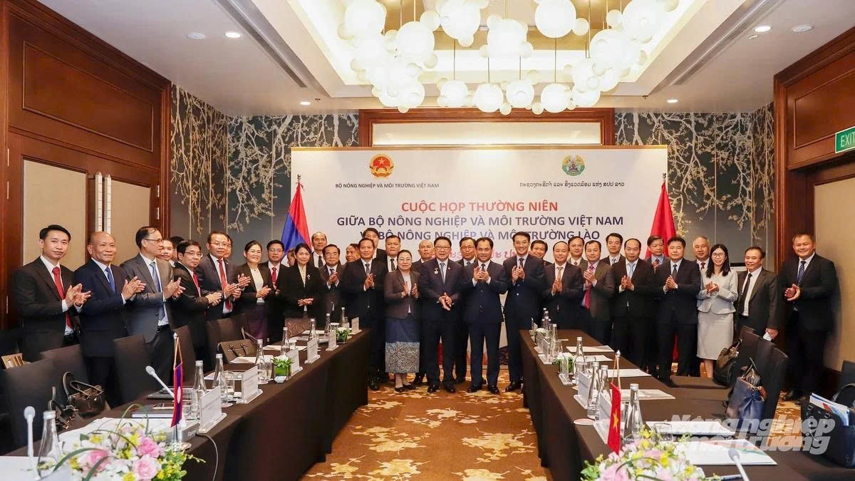 Việt Nam - Lào đẩy mạnh hợp tác từ chăn nuôi, thú y đến thủy sản và lâm nghiệp Việt Nam - Lào đẩy mạnh hợp tác từ chăn nuôi, thú y đến thủy sản và lâm nghiệp