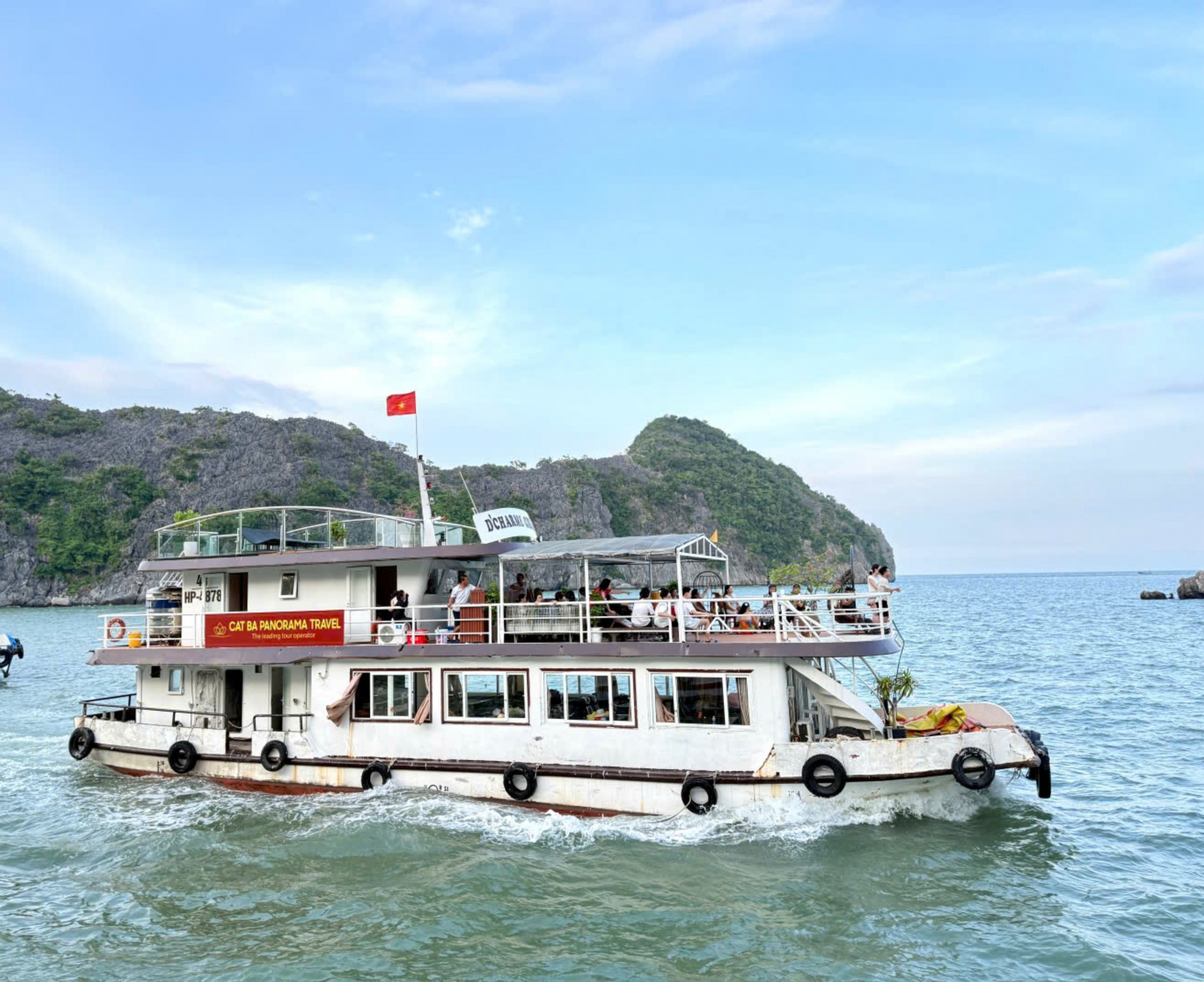 Vịnh Lan Hạ: Bản hòa ca của biển trời và những xúc cảm khó quên