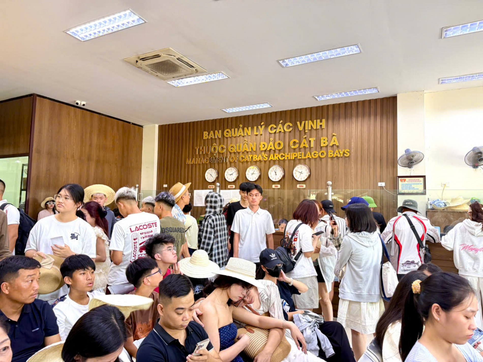 Vịnh Lan Hạ: Bản hòa ca của biển trời và những xúc cảm khó quên