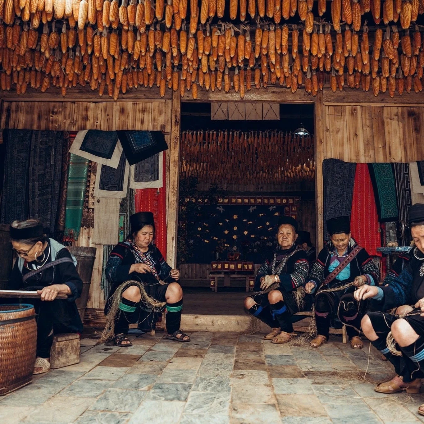 Vẻ đẹp và bản sắc đưa bản Cát Cát vào đề cử Làng du lịch tốt nhất thế giới Vẻ đẹp và bản sắc đưa bản Cát Cát vào đề cử Làng du lịch tốt nhất thế giới