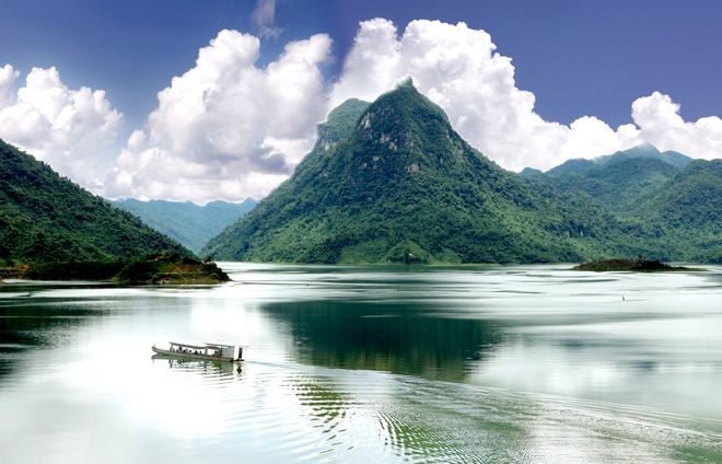 Hồ thủy điện Na Hang – Tiềm năng phát triển du lịch sinh thái bền vững nơi đại ngàn Tuyên Quang Hồ thủy điện Na Hang – Tiềm năng phát triển du lịch sinh thái bền vững nơi đại ngàn Tuyên Quang