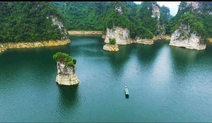 Hồ thủy điện Na Hang – Tiềm năng phát triển du lịch sinh thái bền vững nơi đại ngàn Tuyên Quang Hồ thủy điện Na Hang – Tiềm năng phát triển du lịch sinh thái bền vững nơi đại ngàn Tuyên Quang