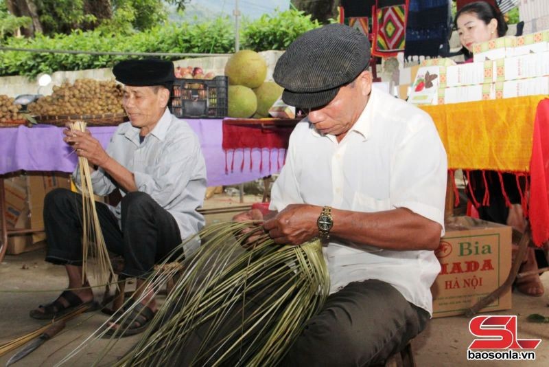 Từ nan tre, đan nên câu chuyện Ngọc Chiến