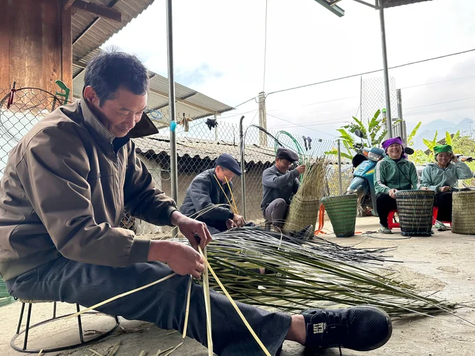 Từ nan tre, đan nên câu chuyện Ngọc Chiến