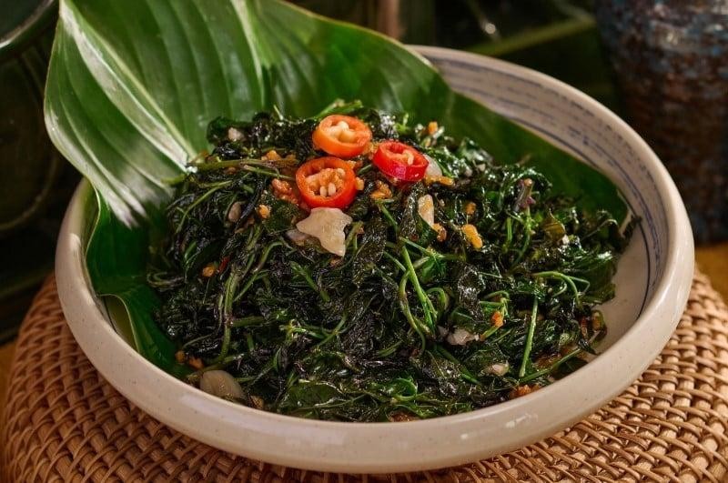 Loại rau rừng có hương vị “kén người ăn”, nay thành đặc sản đắt khách
