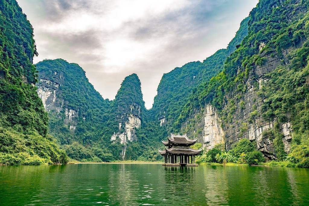Vì sao Ninh Bình được vinh danh là Điểm đến hàng đầu châu Á tại World Travel Awards 2025? Vì sao Ninh Bình được vinh danh là Điểm đến hàng đầu châu Á tại World Travel Awards 2025?