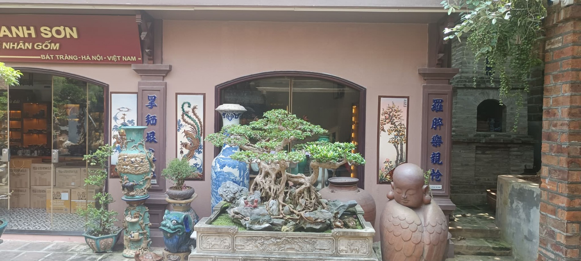 Nghệ nhân Ưu tú Tô Thanh Sơn – Người kể chuyện Bát Tràng bằng đất, lửa và cây Nghệ nhân Ưu tú Tô Thanh Sơn – Người kể chuyện Bát Tràng bằng đất, lửa và cây