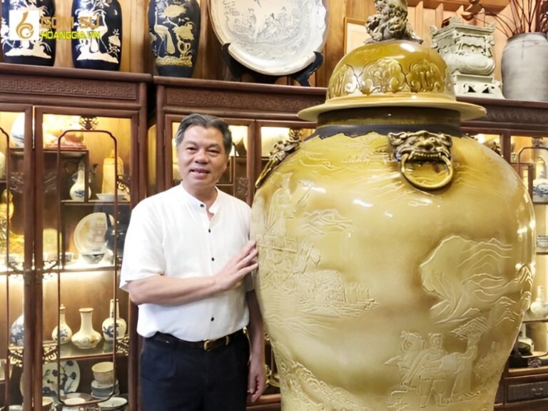 Nghệ nhân Ưu tú Tô Thanh Sơn – Người kể chuyện Bát Tràng bằng đất, lửa và cây Nghệ nhân Ưu tú Tô Thanh Sơn – Người kể chuyện Bát Tràng bằng đất, lửa và cây