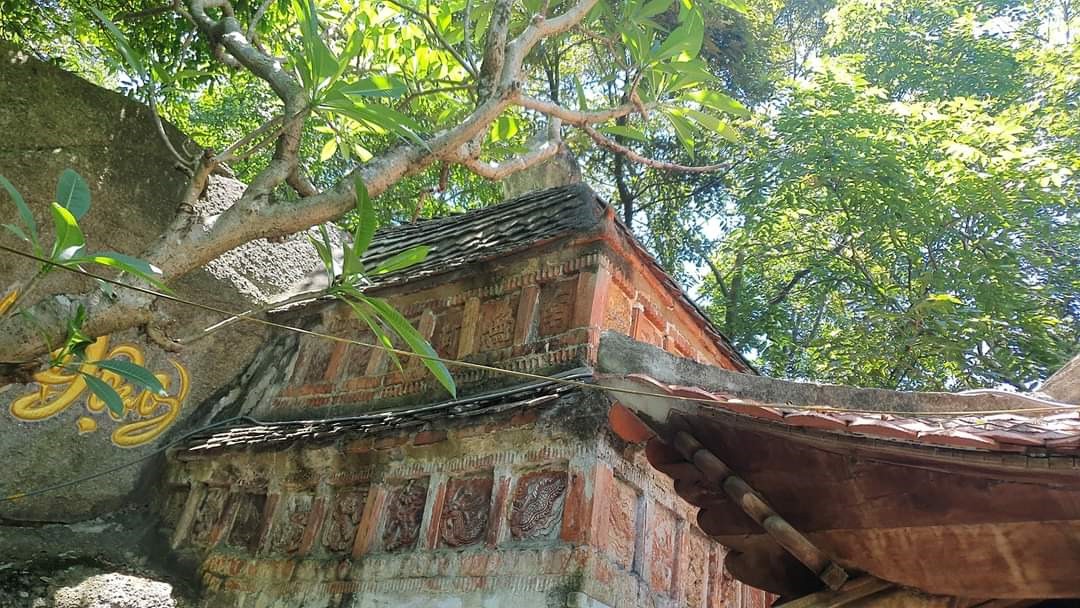 Vẻ đẹp cổ kính của ngôi chùa nằm giữa non nước Hồng Lĩnh Vẻ đẹp cổ kính của ngôi chùa nằm giữa non nước Hồng Lĩnh