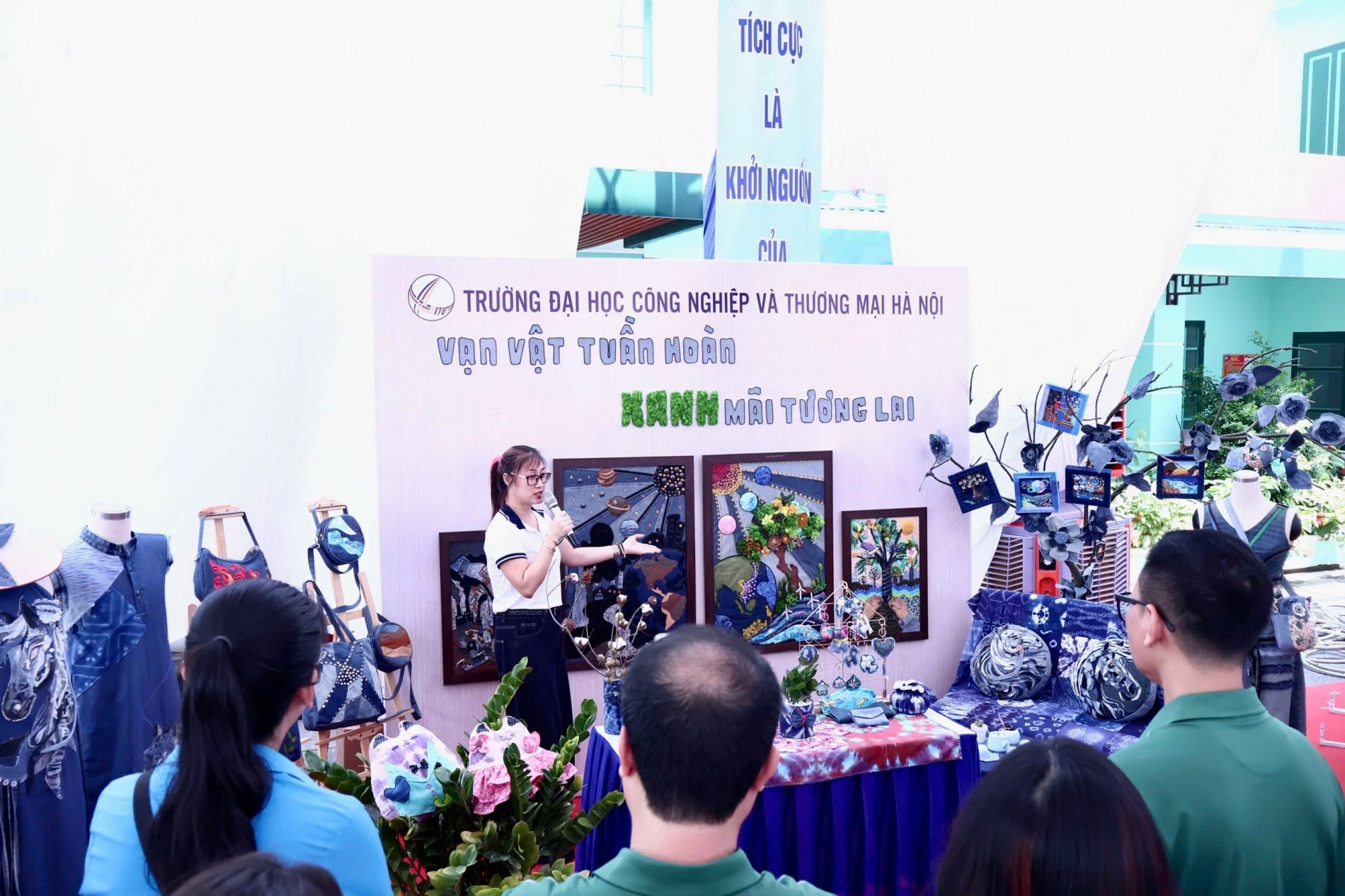 HITU lan tỏa tinh thần “Dệt may xanh - phát triển bền vững” từ Hội thi Thợ giỏi ngành Dệt may Việt Nam HITU lan tỏa tinh thần “Dệt may xanh - phát triển bền vững” từ Hội thi Thợ giỏi ngành Dệt may Việt Nam