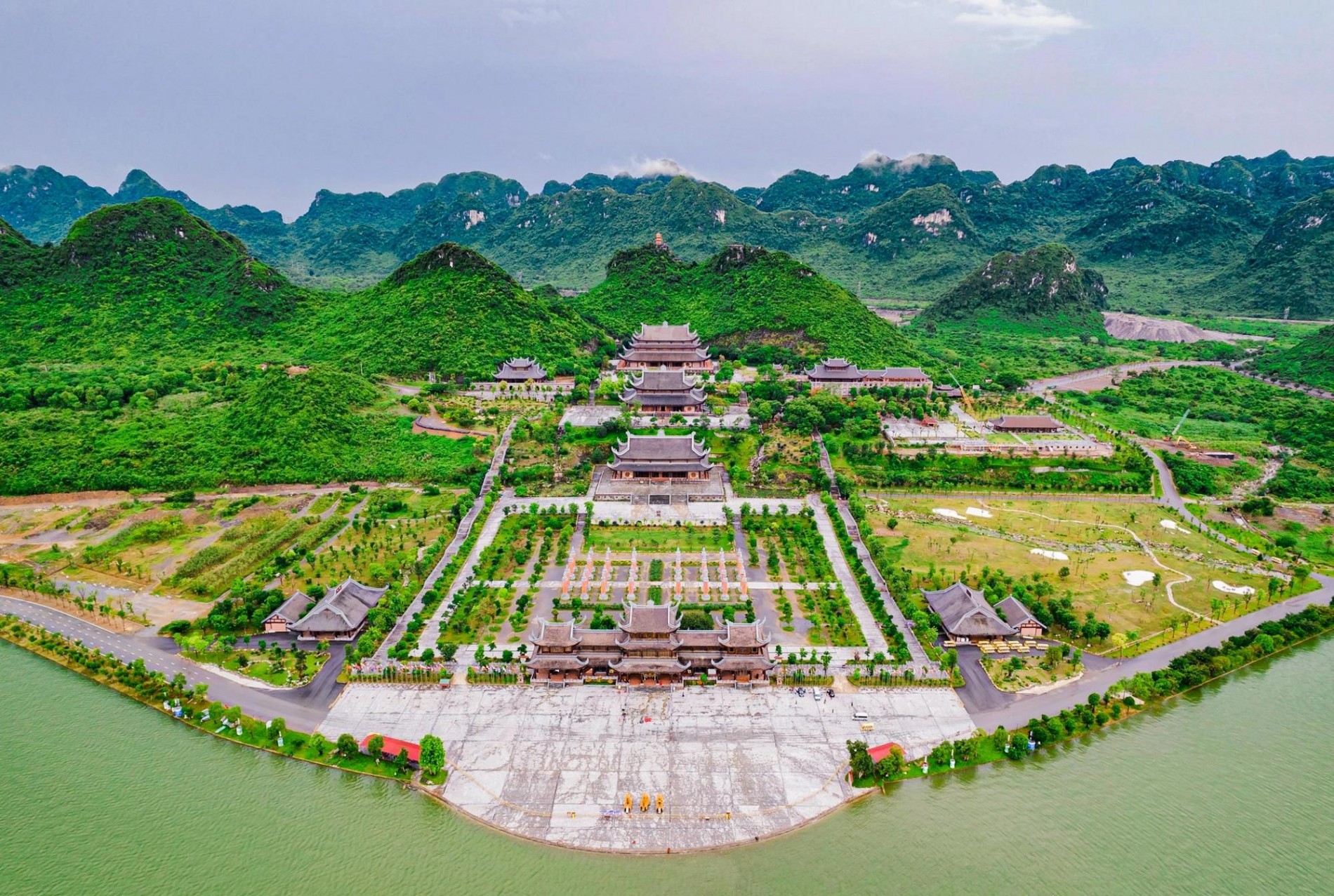 Gợi ý những điểm du lịch tâm linh gần Hà Nội dịp 2/9