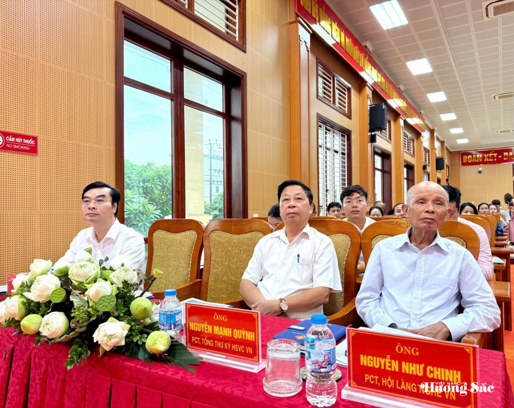 Sen Việt: Từ giá trị truyền thống đến ngành hàng đa giá trị Sen Việt: Từ giá trị truyền thống đến ngành hàng đa giá trị