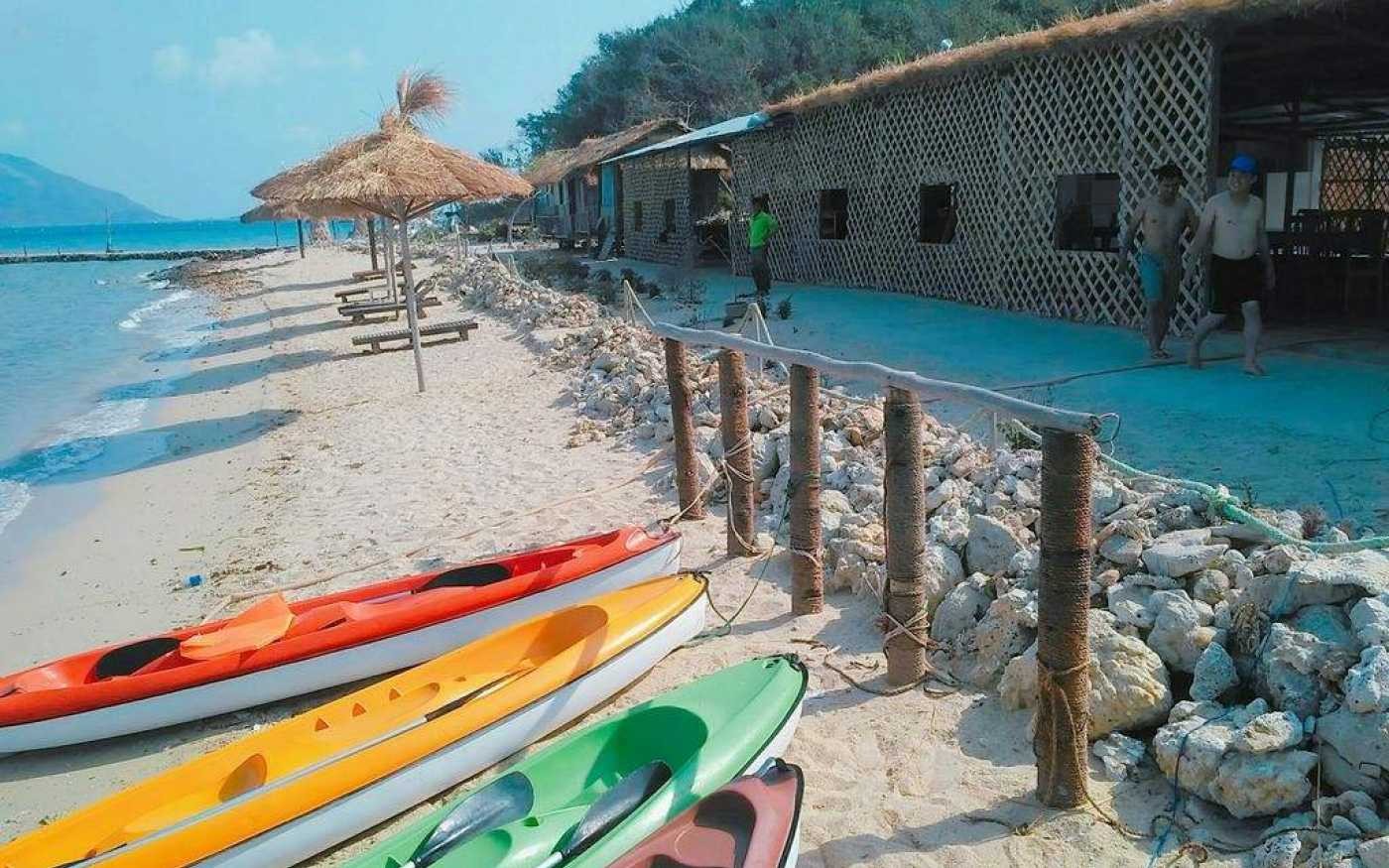 Điệp Sơn: Tuyệt tác đường đi giữa biển độc nhất vô nhị ở Khánh Hòa Điệp Sơn: Tuyệt tác đường đi giữa biển độc nhất vô nhị ở Khánh Hòa