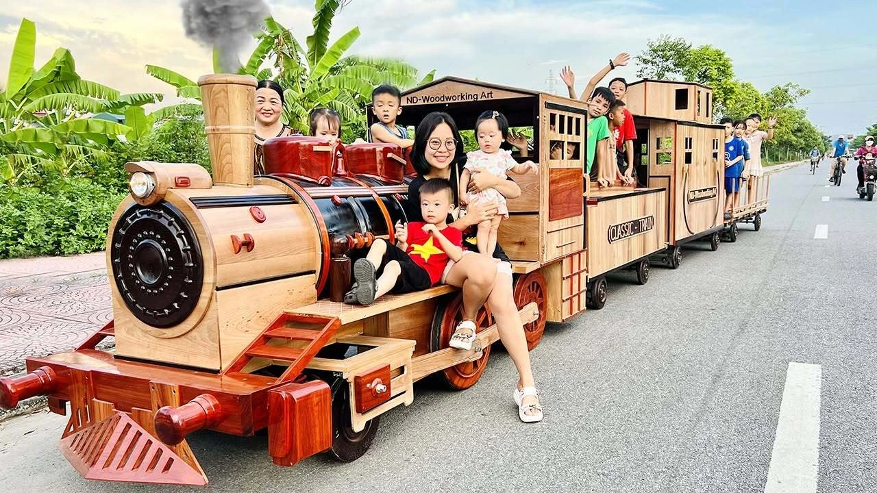 Ông bố Bắc Ninh biến những khối gỗ thành dàn siêu xe khiến thế giới chú ý Ông bố Bắc Ninh biến những khối gỗ thành dàn siêu xe khiến thế giới chú ý