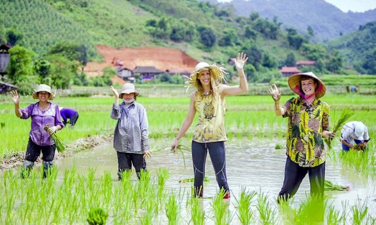 Khám phá 5 làng du lịch cộng đồng nổi bật từ Bắc vào Nam Khám phá 5 làng du lịch cộng đồng nổi bật từ Bắc vào Nam