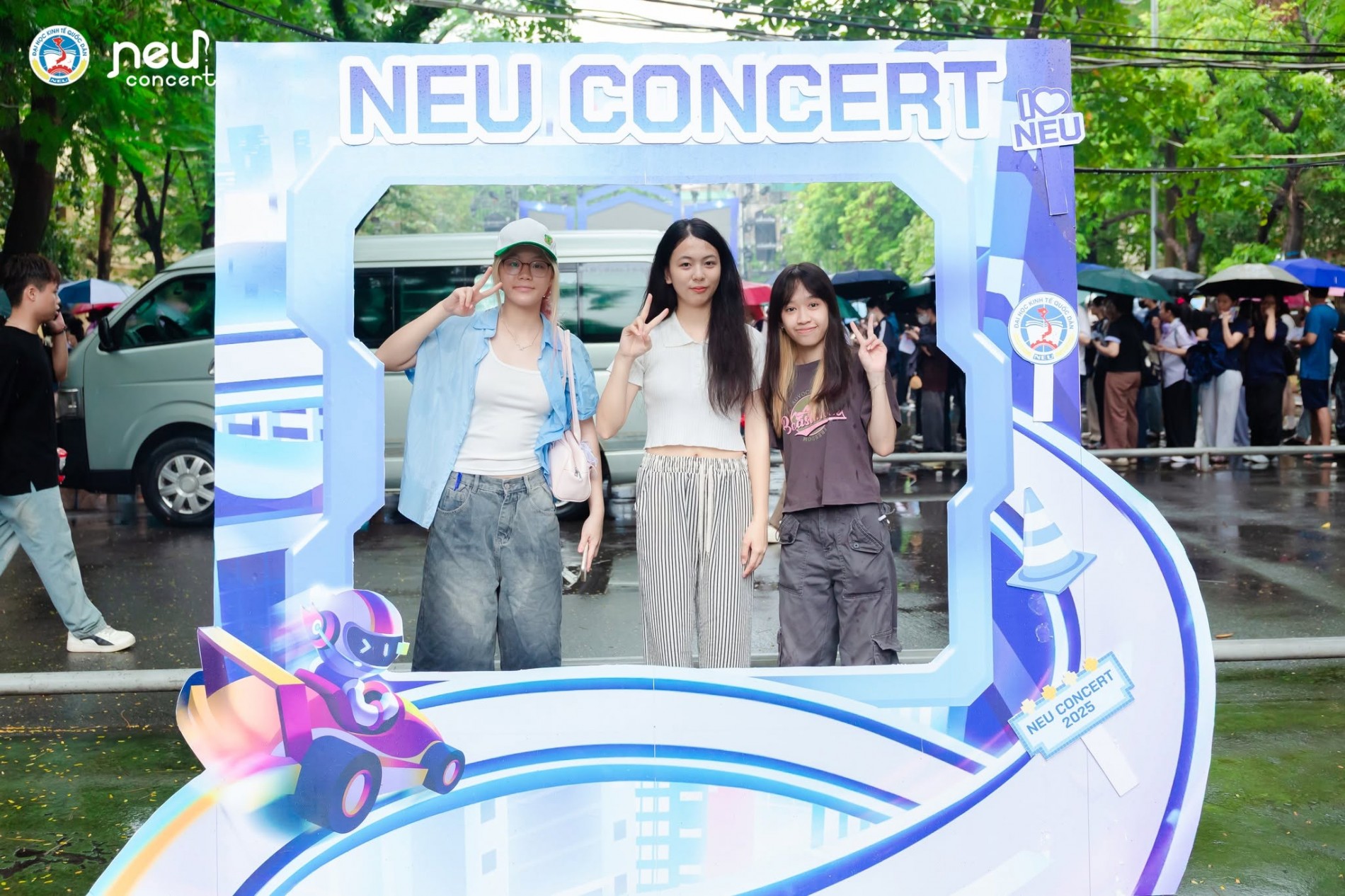 NEU Concert 2026 chính thức khởi động: Khi giai điệu tuổi trẻ ngân vang cùng dấu ấn thời gian NEU Concert 2026 chính thức khởi động: Khi giai điệu tuổi trẻ ngân vang cùng dấu ấn thời gian