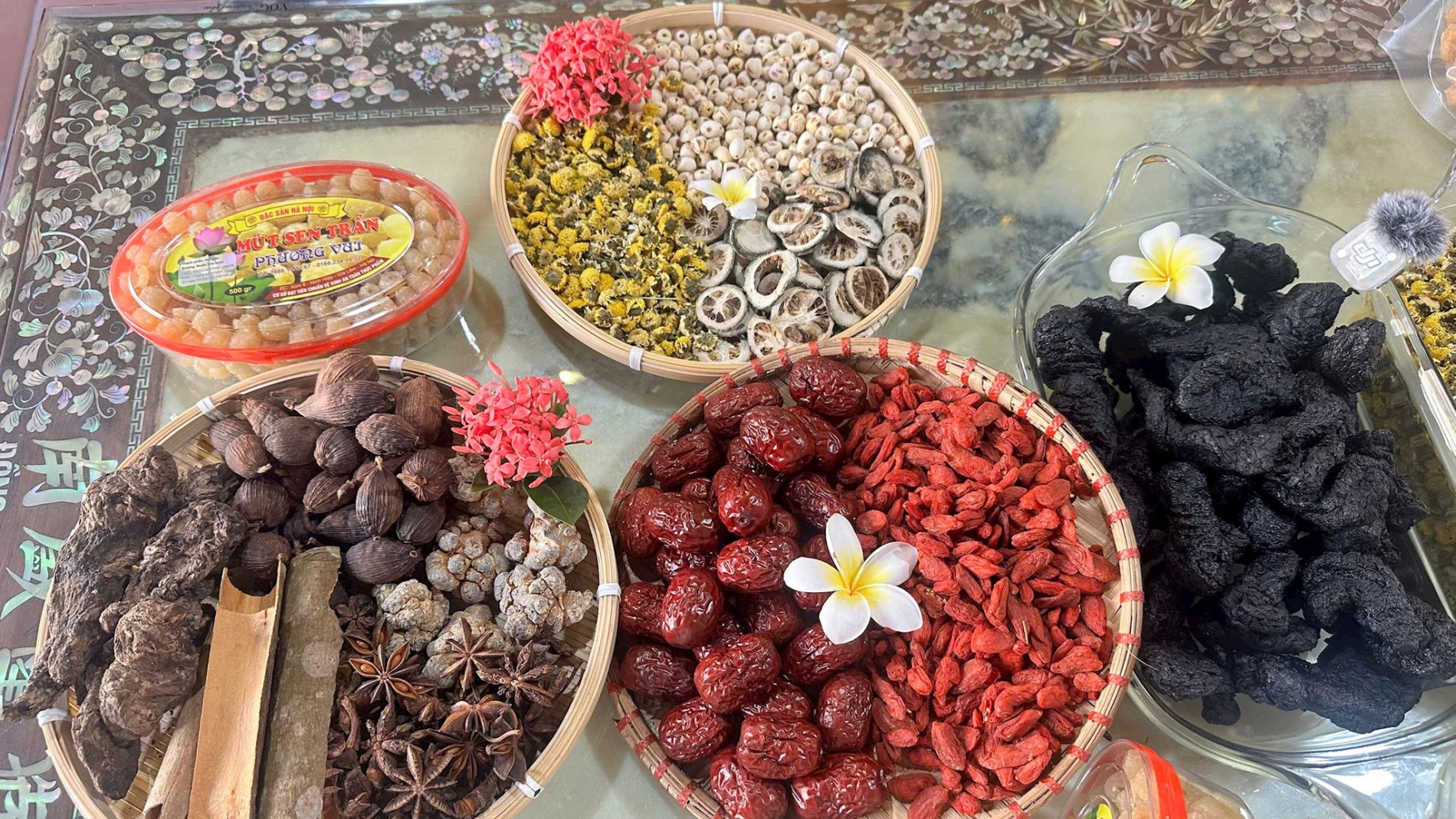 Ninh Hiệp nỗ lực đưa nghề thuốc truyền thống vươn xa Ninh Hiệp nỗ lực đưa nghề thuốc truyền thống vươn xa
