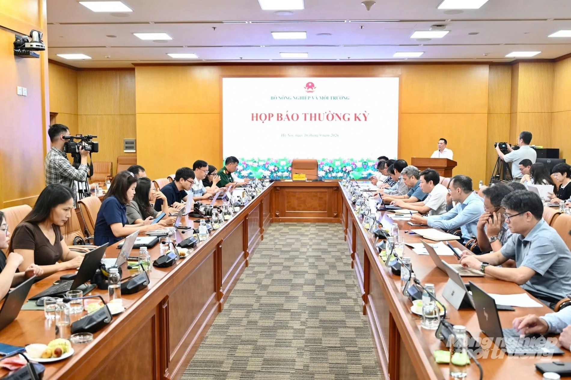 Nông nghiệp và môi trường giữ đà tăng trưởng, hướng tới mục tiêu xuất khẩu 74 tỷ USD Nông nghiệp và môi trường giữ đà tăng trưởng, hướng tới mục tiêu xuất khẩu 74 tỷ USD
