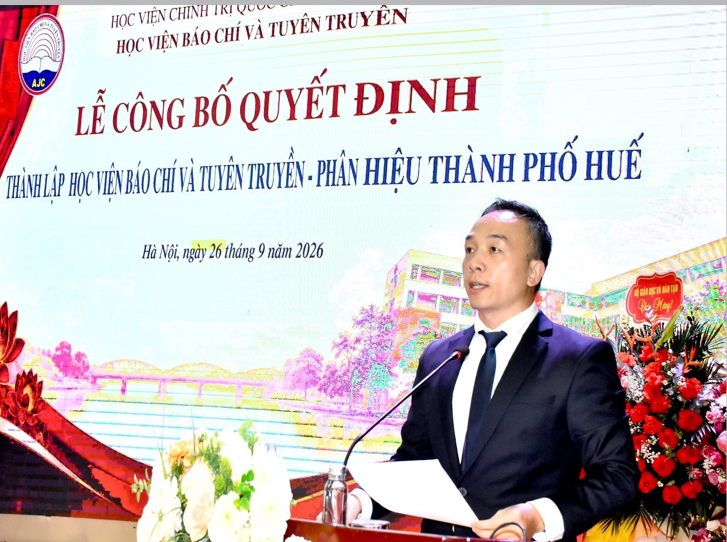 Học viện Báo chí và Tuyên truyền công bố Quyết định thành lập Phân hiệu thành phố Huế Học viện Báo chí và Tuyên truyền công bố Quyết định thành lập Phân hiệu thành phố Huế