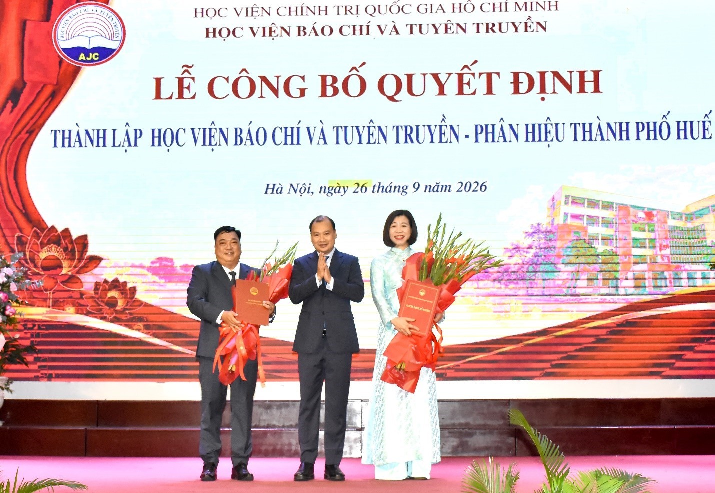 Học viện Báo chí và Tuyên truyền công bố Quyết định thành lập Phân hiệu thành phố Huế Học viện Báo chí và Tuyên truyền công bố Quyết định thành lập Phân hiệu thành phố Huế