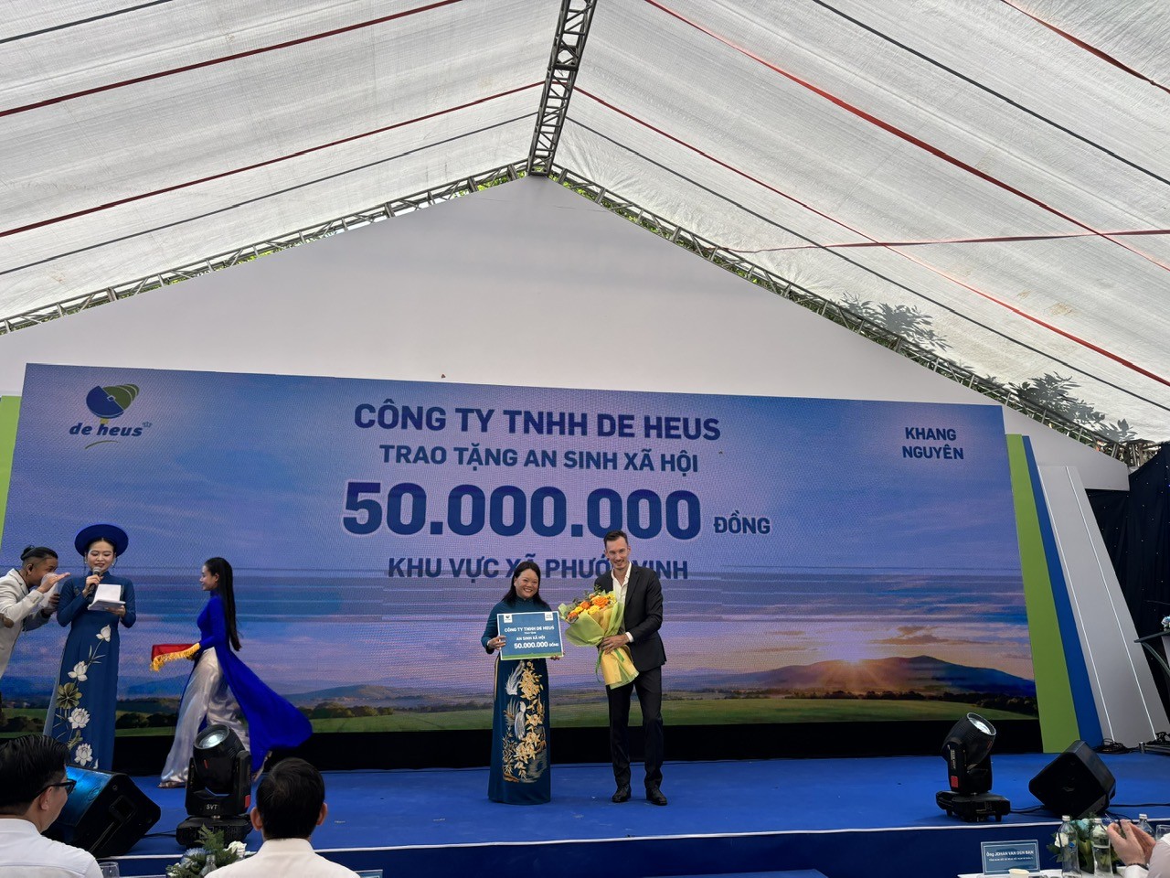 Tập đoàn De Heus khánh thành trang trại heo nọc giống GenCen Tây Ninh, hướng tới chăn nuôi bền vững Tập đoàn De Heus khánh thành trang trại heo nọc giống GenCen Tây Ninh, hướng tới chăn nuôi bền vững