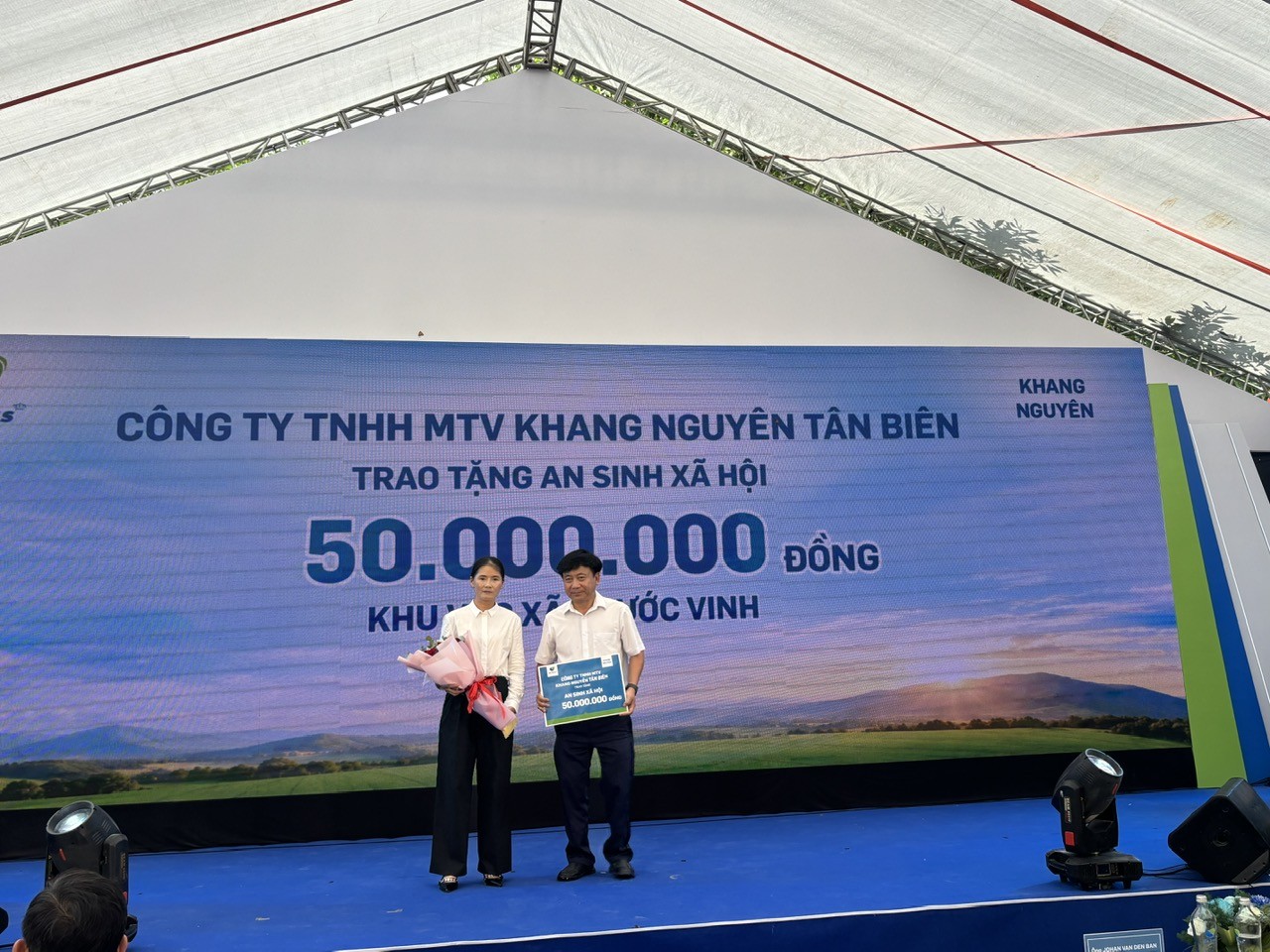 Tập đoàn De Heus khánh thành trang trại heo nọc giống GenCen Tây Ninh, hướng tới chăn nuôi bền vững Tập đoàn De Heus khánh thành trang trại heo nọc giống GenCen Tây Ninh, hướng tới chăn nuôi bền vững