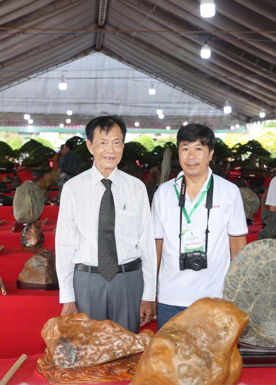 Hội thi Bonsai & Suiseki Tây Ninh mở rộng – Nơi hội tụ nghệ thuật và những cuộc gặp gỡ đáng nhớ Hội thi Bonsai & Suiseki Tây Ninh mở rộng – Nơi hội tụ nghệ thuật và những cuộc gặp gỡ đáng nhớ