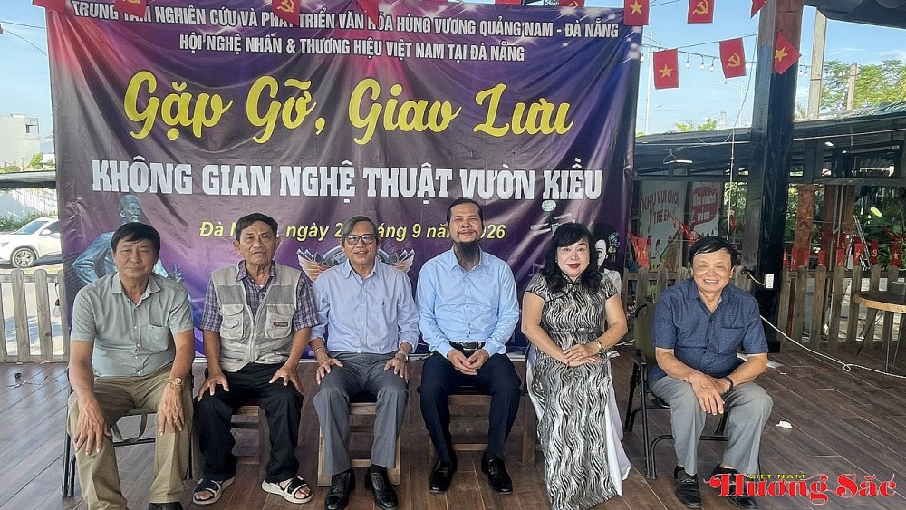 Vườn Kiều – Không gian gặp gỡ, lan tỏa giá trị văn hóa Nguyễn Du Vườn Kiều – Không gian gặp gỡ, lan tỏa giá trị văn hóa Nguyễn Du